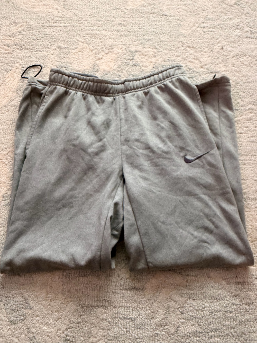 Nike Men's Light Gray Athletic Sweat Pants